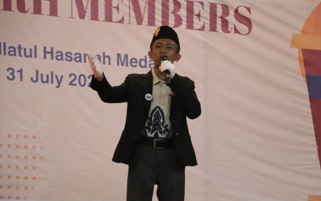 Muhadharah Kembali Bergema, Santri/wati Latih Kemampuan Orasi Tiga Bahasa