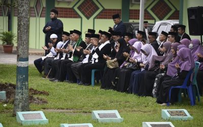 Peringatan Milad ke-44 Pesantren Ar-Raudlatul Hasanah Diawali Ziarah Makam Pewakif dan Guru